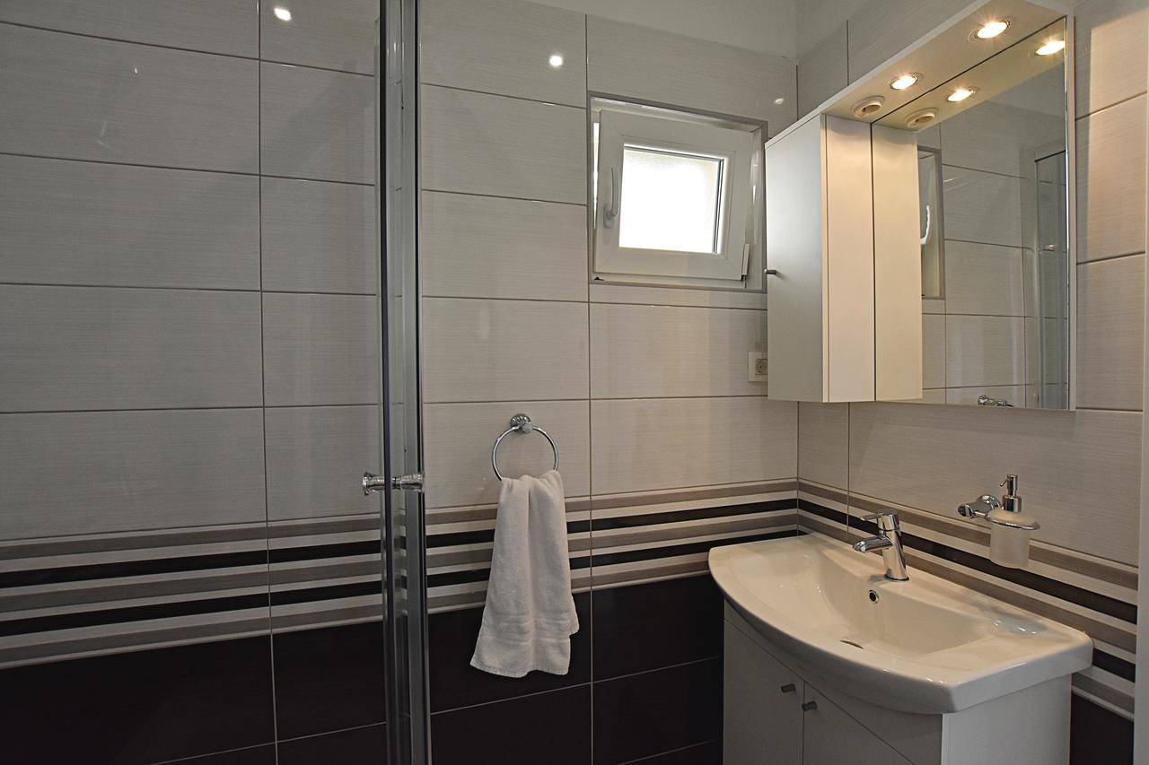 Borna & Roko Apartments Free Parking Zadar Exterior photo