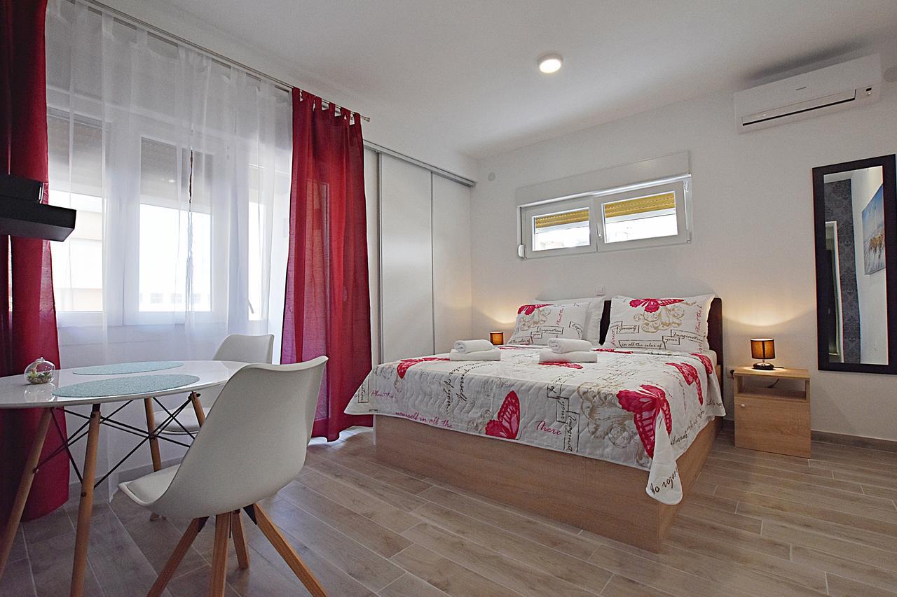 Borna & Roko Apartments Free Parking Zadar Exterior photo
