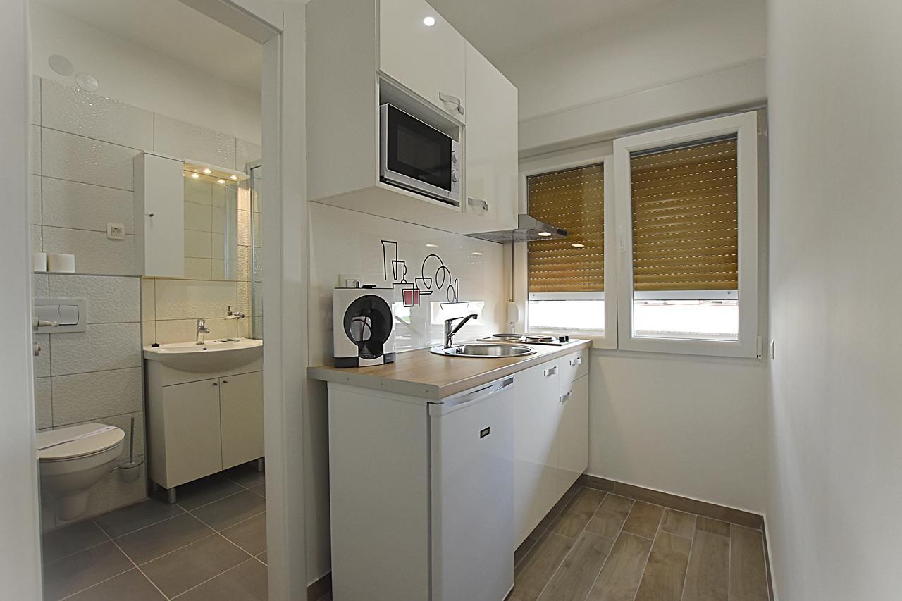 Borna & Roko Apartments Free Parking Zadar Exterior photo